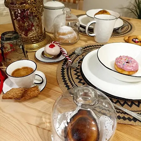 Amira 1899 Luxury Дом отдыха *