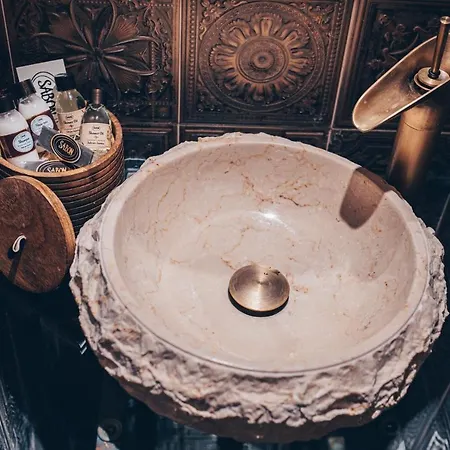 Amira 1899 Luxury Private Jacuzzi And Sauna Ferienhaus *